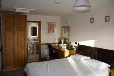 Fernhill Bed And Breakfast