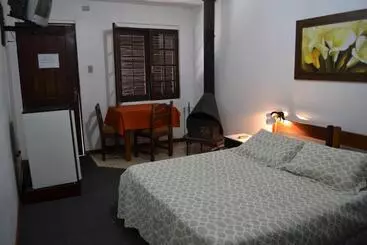 ペンション Pousada Dos Pinheiros