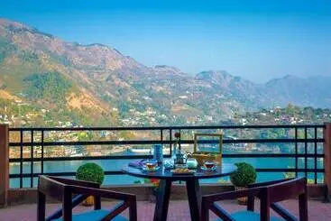 Apart Otel Rosewood Retreat Bhimtal