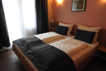 호텔 Saint Denis Krefeld City