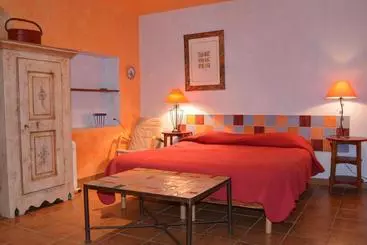 Pensionat La Tuilière En Luberon
