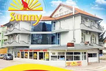 پانسیون Guesthouse Sunny