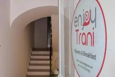 Pensione Enjoy Trani