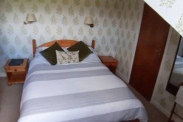 فندق صغير The Harp Inn