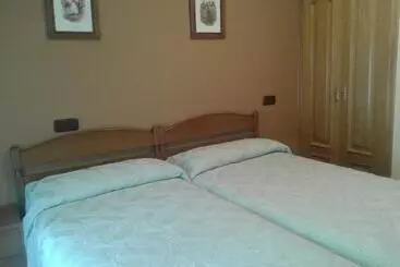 ペンション Hostal Les Bedules