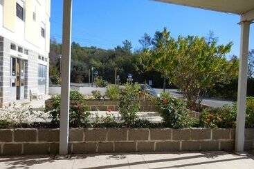 پانسیون Casa De Hóspedes Granifóia