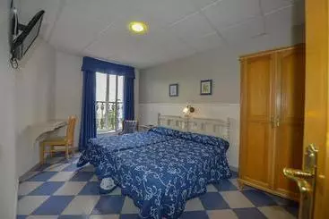 Pensão Hostal Linares