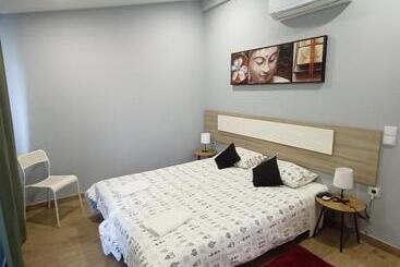 پانسیون Good Vibes Lagos Guesthouse