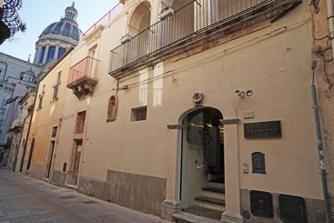 بنسيون Neropece