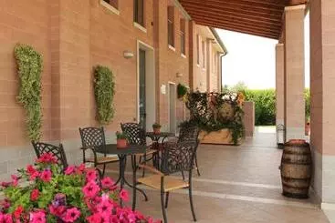 ホテル Agriturismo B&b Il Girasole