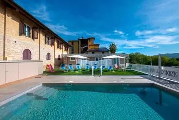 هتل آپارتمان Residence Gli Ulivi