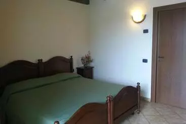 هتل Agriturismo Cascina Del Peso