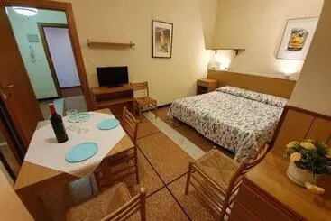 هتل آپارتمان Residence Olivotti