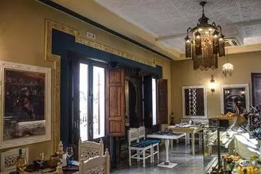 پانسیون Thaam