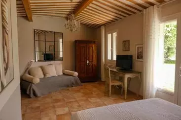 Pension Jade En Provence