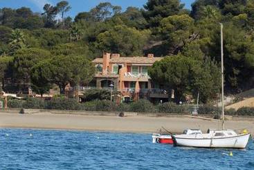 아파트호텔 Villa L'ensoleillade