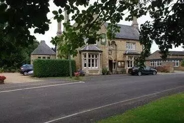 Retkeilymaja Whichcote Arms