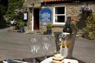 هاستل The Horseshoe Country Inn