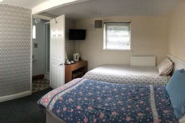 פנסיון Bramley House