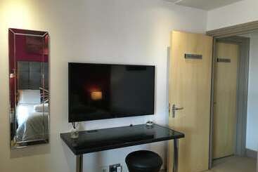 פנסיון Cherwell Gates