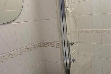 پانسیون The Pines Guest House