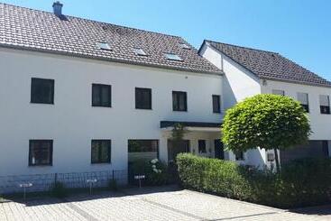 Retkeilymaja Gästehaus Lodermeier