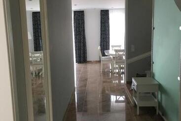 Merkel Villa Apartamente