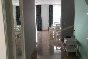 Merkel Villa Apartamente