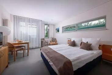 Huoneistohotelli Rügener Ferienhäuser Am Hochufer