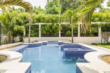 تختخواب و صبحانه Lacasa   San Juan Del Sur