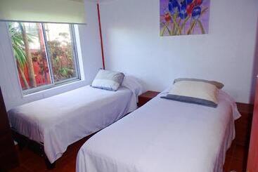 פנסיון El Rincon De Los Poetas