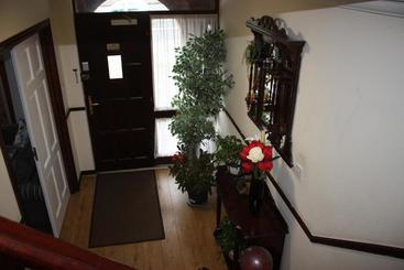 펜션 Errigal Guest House