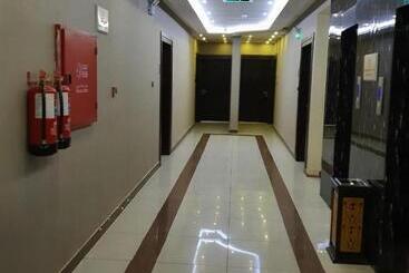 هتل آپارتمان Ramis Furnished Units