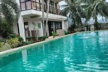 ペンション Casa Herminia Baler
