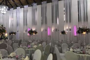 Pensione The Three Countries Estate