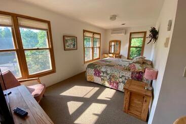 Peters Sunset Beach Resort And Golf