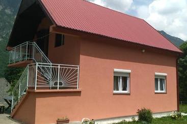 پانسیون Guesthouse Stanišić