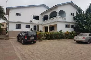 Majatalo Elizz Guest House