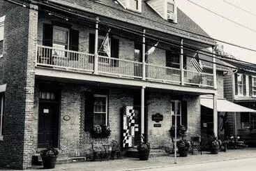 ベッドアンドブレックファースト Old Brick Inn