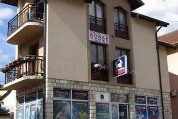 Majatalo Apartment And Rooms Konak