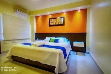 ペンション Hostal Villamil
