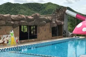 Resort Sangchan Garden At Kaeng Krachan