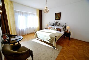 پانسیون Casa Negustorului