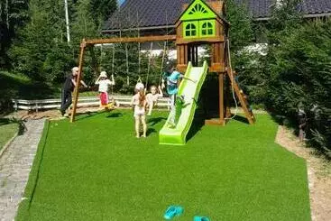 ペンション Cottage Kazka Lisu