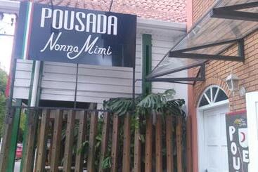 Pensió Pousada Nonna Mimi