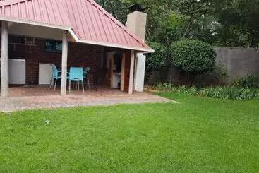 ペンション The Fairlands Hideout