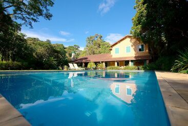 پانسیون Pousada Amoedo