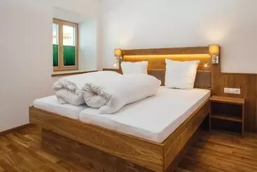 Pensió Nowders Apartments