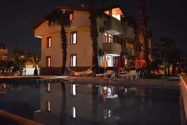 Aparthotel Erasmus Apart