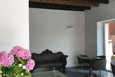 ホテル Corte Di Pellio